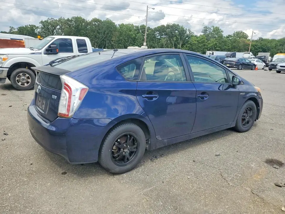 2012 TOYOTA PRIUS TWO  