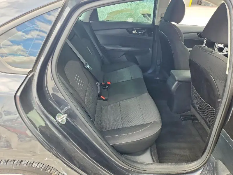 2019 KIA FORTE S  