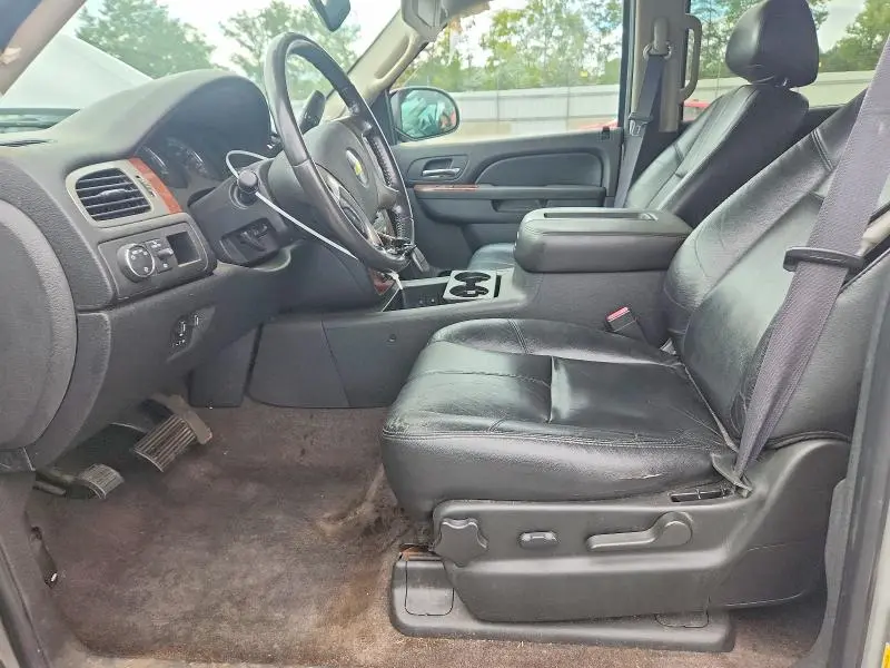 2011 CHEVROLET AVALANCHE LT  