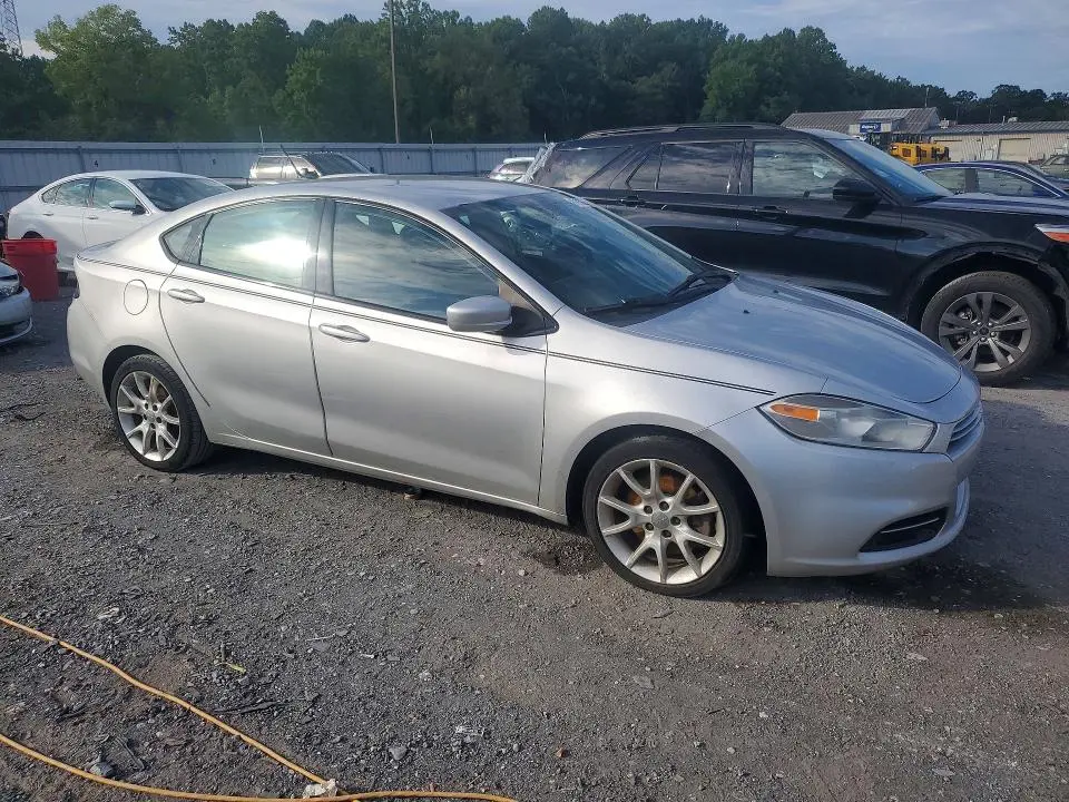 2013 DODGE DART SXT  