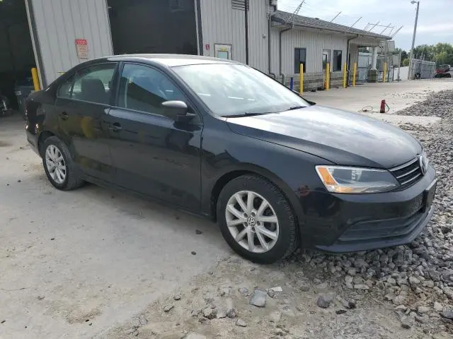 2016 VOLKSWAGEN JETTA SE  