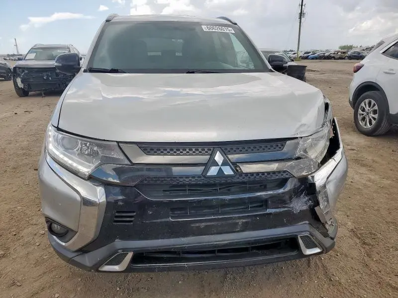 2019 MITSUBISHI OUTLANDER SE  