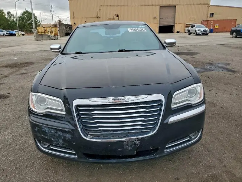 2013 CHRYSLER 300   