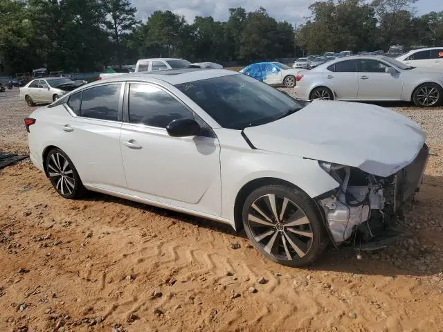 2021 NISSAN ALTIMA SR