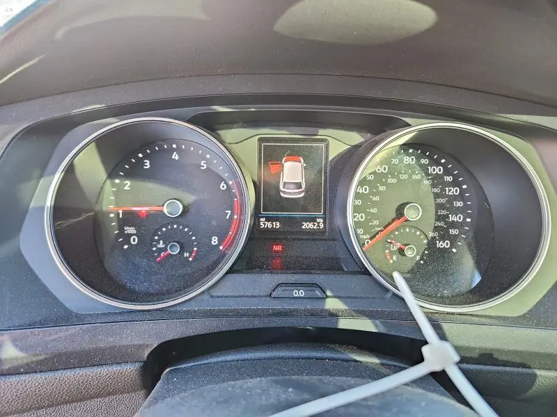 2020 VOLKSWAGEN TIGUAN SE  