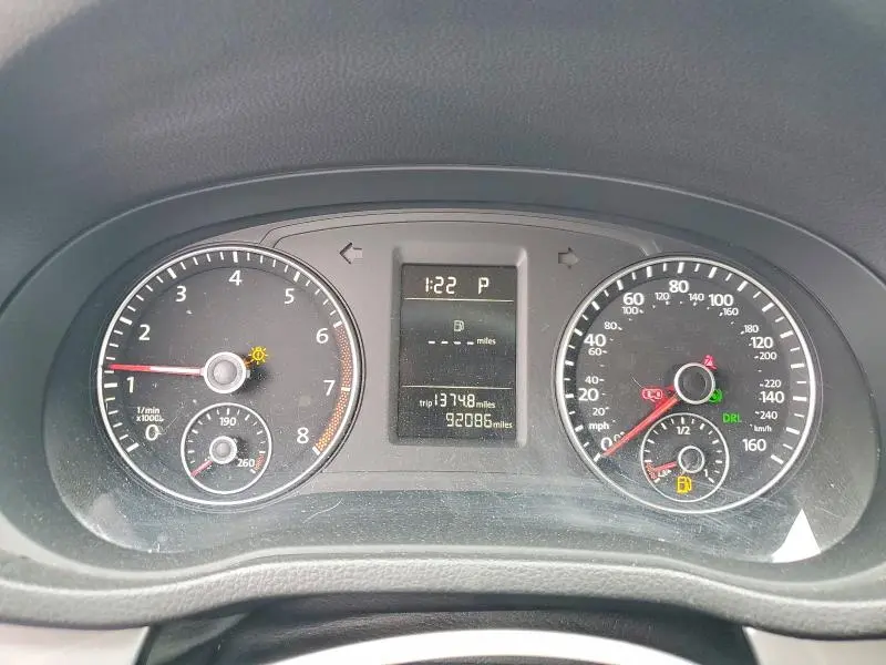 2015 VOLKSWAGEN PASSAT S  