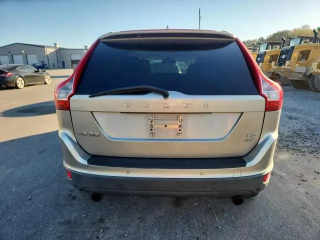 2011 VOLVO XC60 T6  