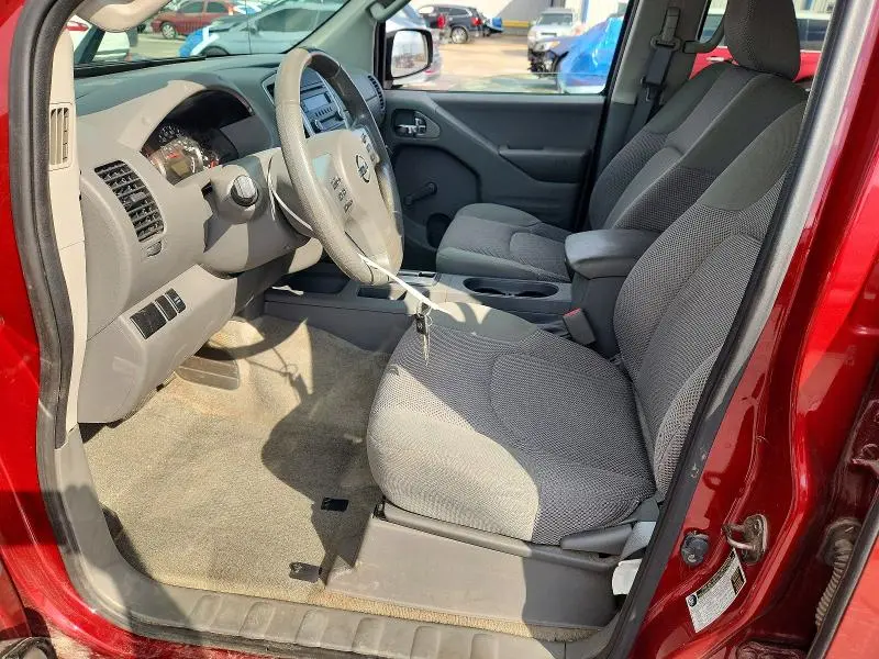 2015 NISSAN FRONTIER S  