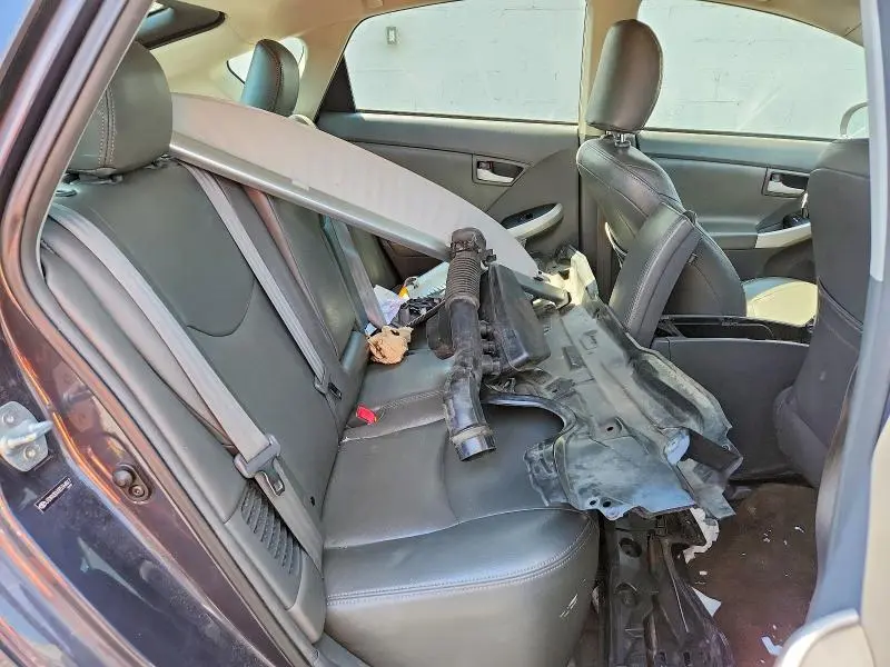 2011 TOYOTA PRIUS TWO  