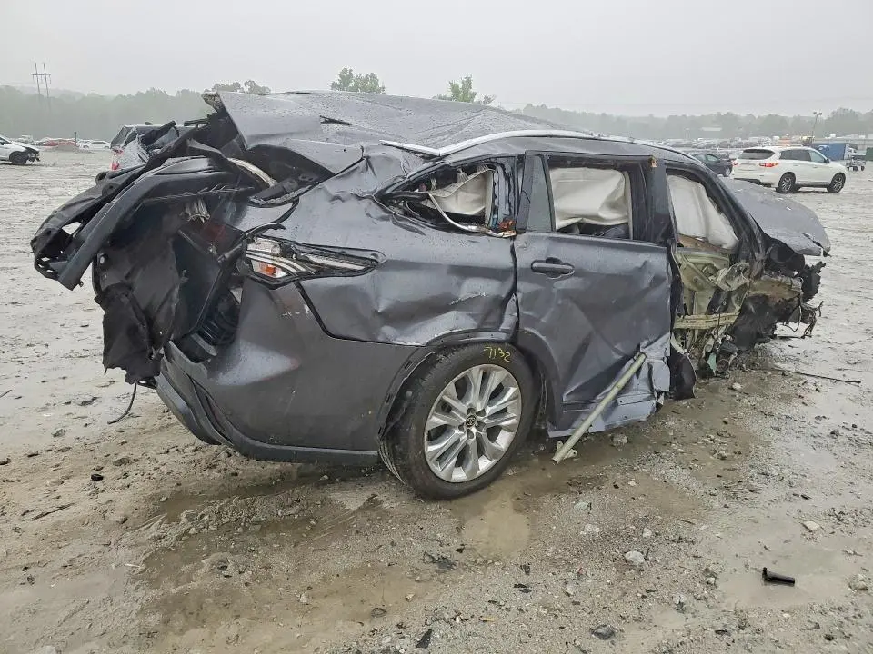 2020 TOYOTA HIGHLANDER LIMITED  