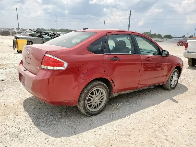 2011 FORD FOCUS SE  