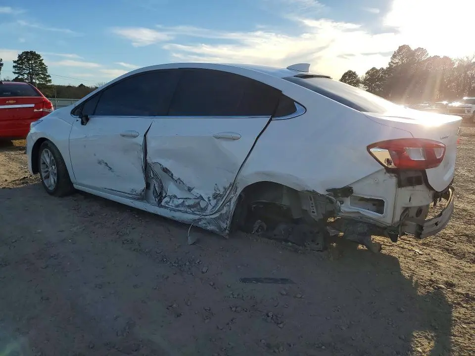 2019 CHEVROLET CRUZE LT  