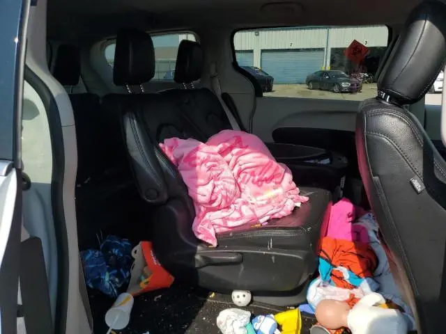 2018 CHRYSLER PACIFICA L  