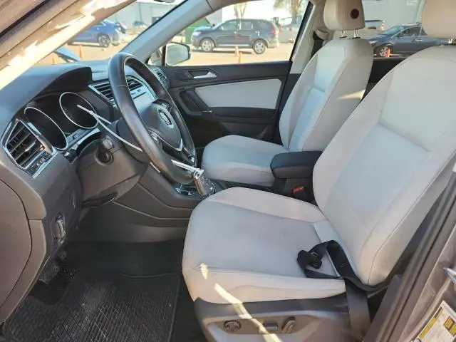 2020 VOLKSWAGEN TIGUAN SE  