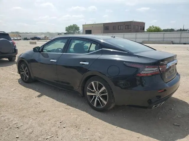 2022 NISSAN MAXIMA SV  