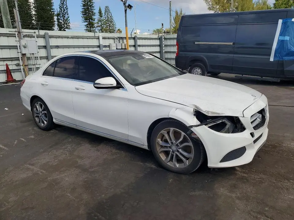 2017 MERCEDES-BENZ C 300  