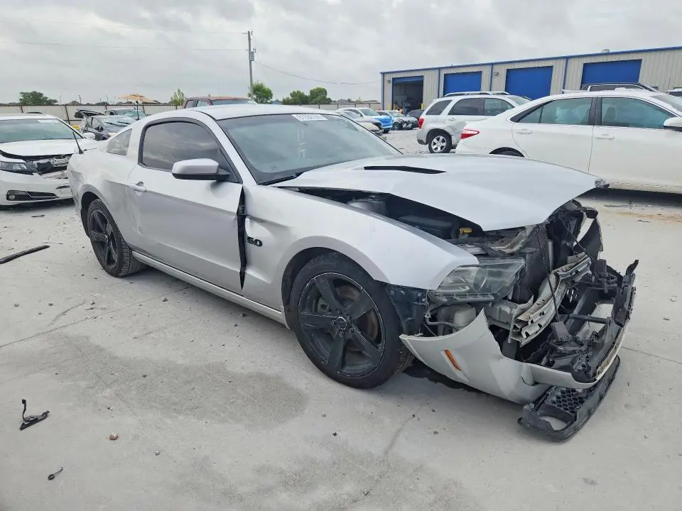 2013 FORD MUSTANG GT  