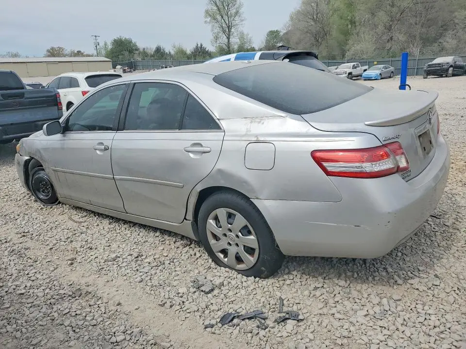 2011 TOYOTA CAMRY LE  