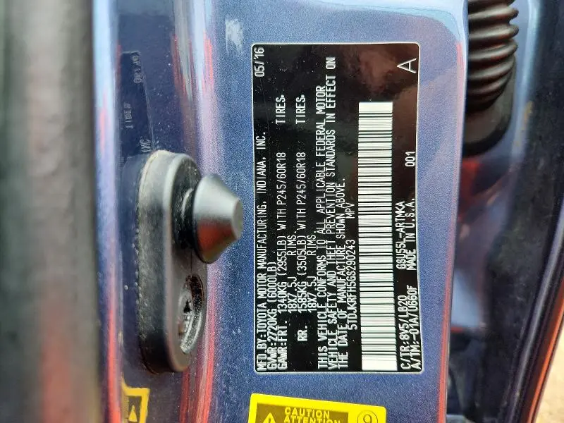 2016 TOYOTA HIGHLANDER XLE  