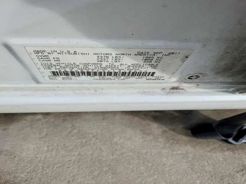 2012 MITSUBISHI GALANT ES  