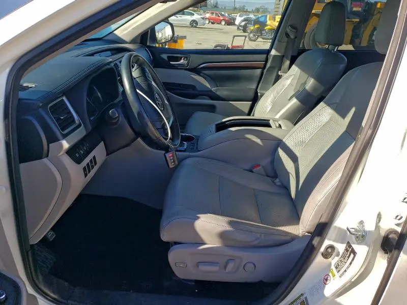 2015 TOYOTA HIGHLANDER LIMITED  