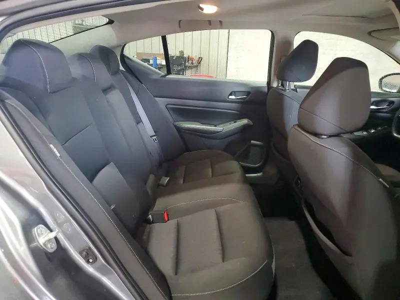 2019 NISSAN ALTIMA SV  