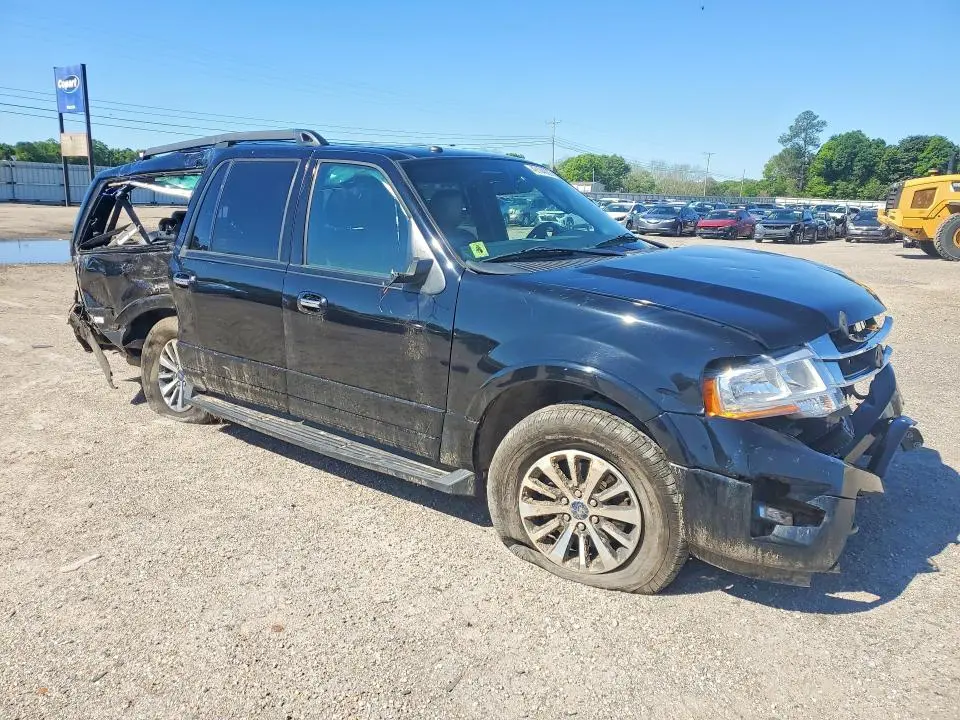 2017 FORD EXPEDITION EL XLT  