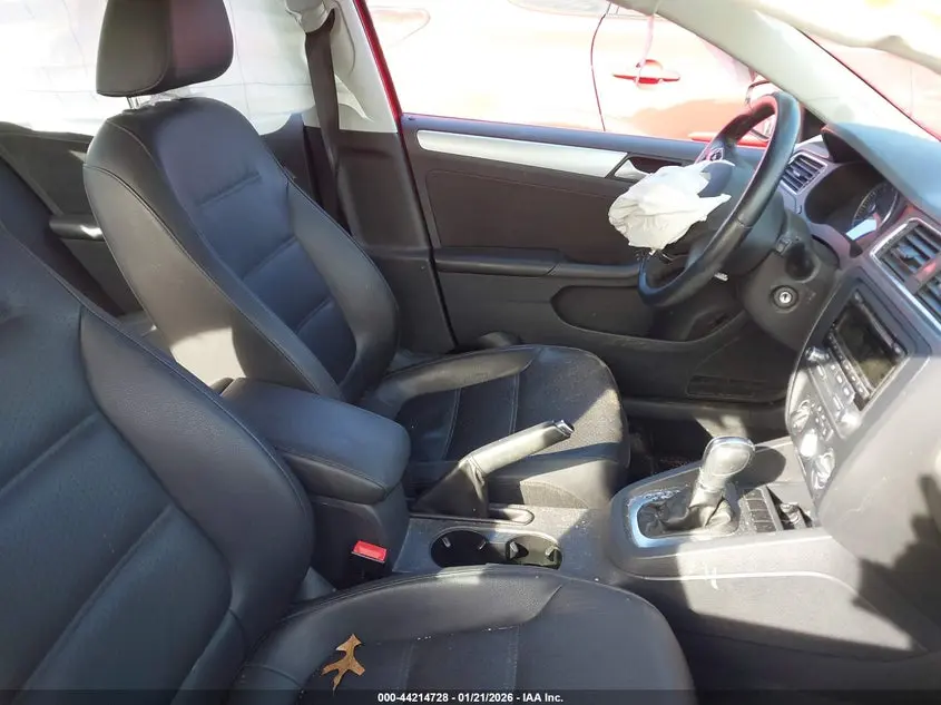 2013 VOLKSWAGEN JETTA SE