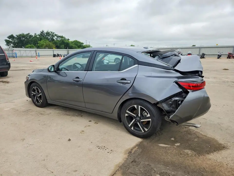 2025 NISSAN SENTRA SV  