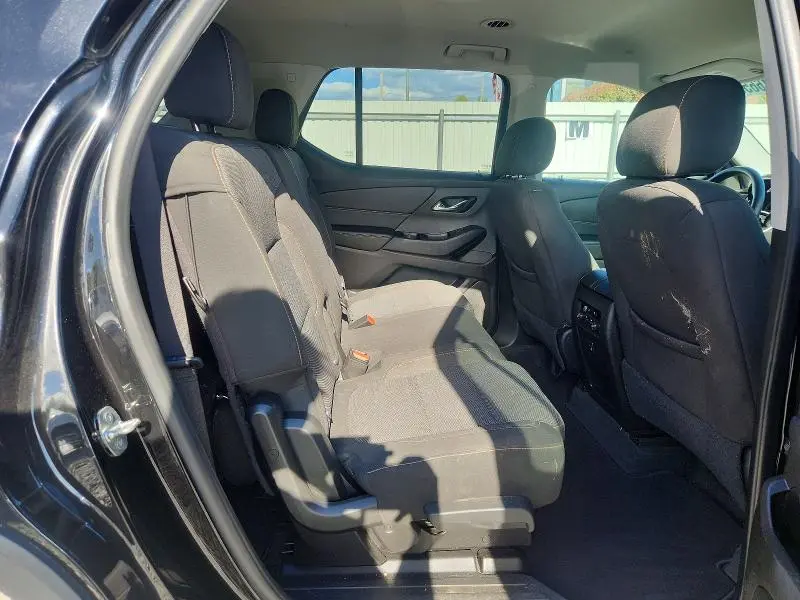 2019 CHEVROLET TRAVERSE LS  