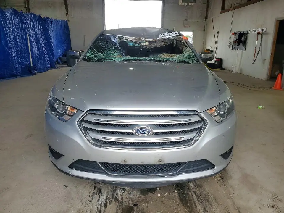 2016 FORD TAURUS LIMITED  