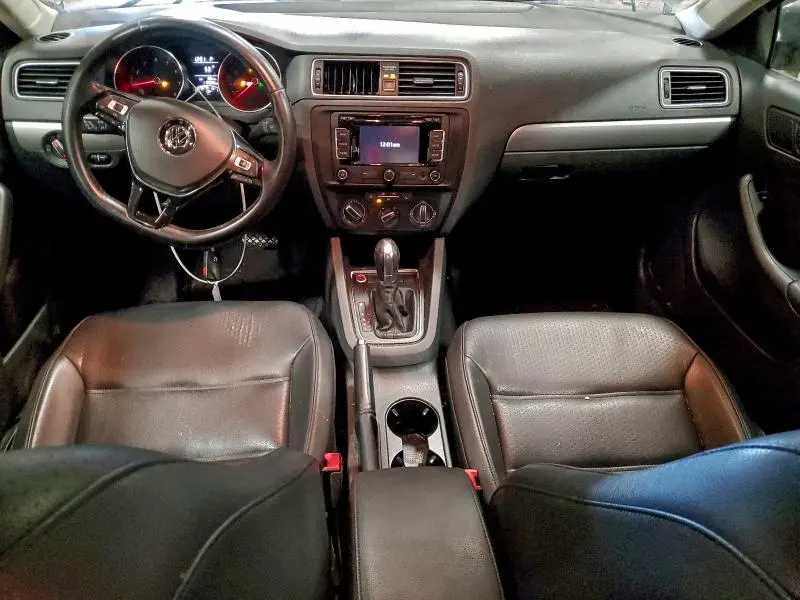 2015 VOLKSWAGEN JETTA SE  