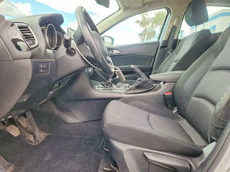 2016 MAZDA 3 TOURING  