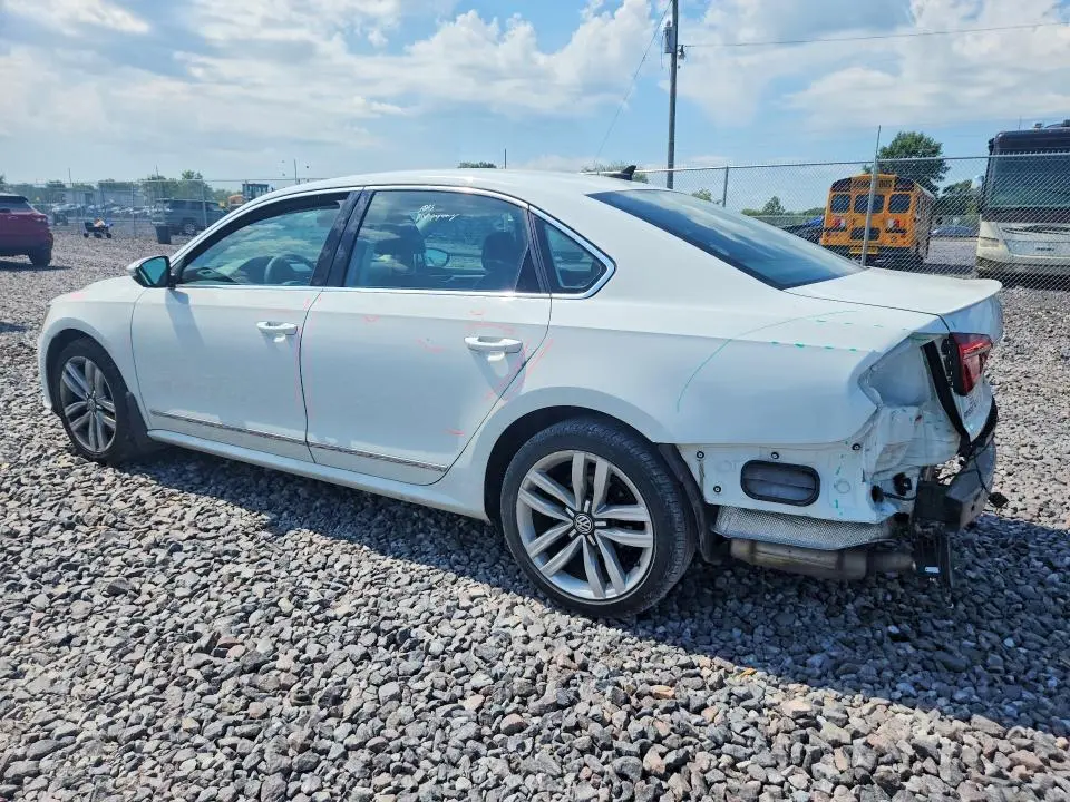 2017 VOLKSWAGEN PASSAT SEL PREMIUM  