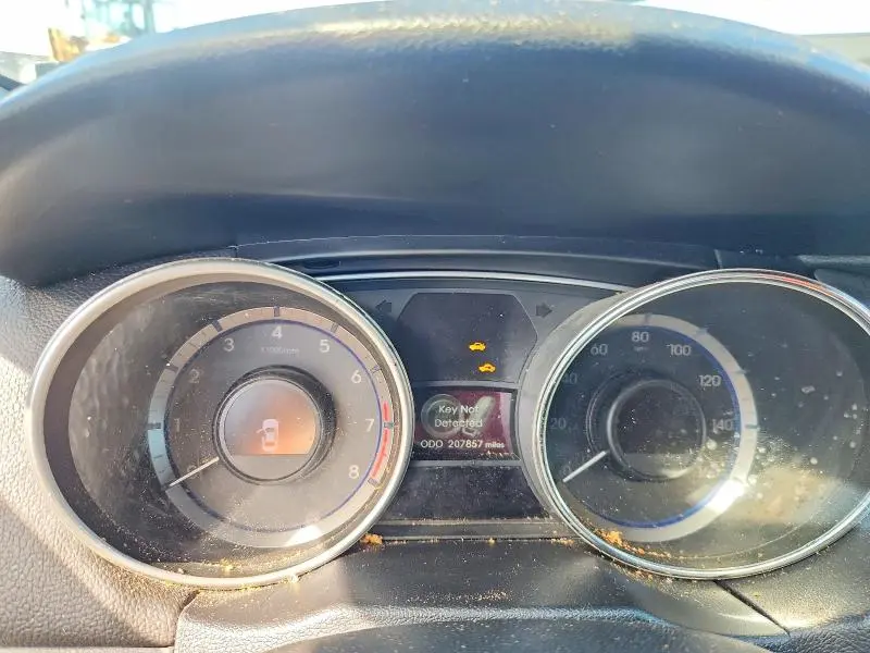2011 HYUNDAI SONATA SE  