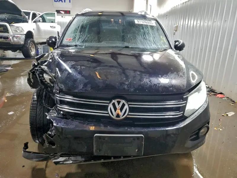 2012 VOLKSWAGEN TIGUAN S  