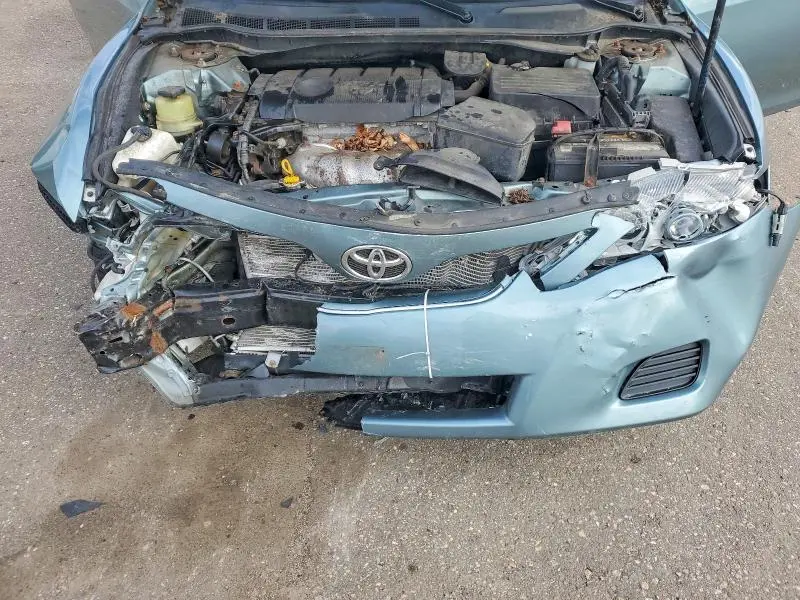 2011 TOYOTA CAMRY LE  