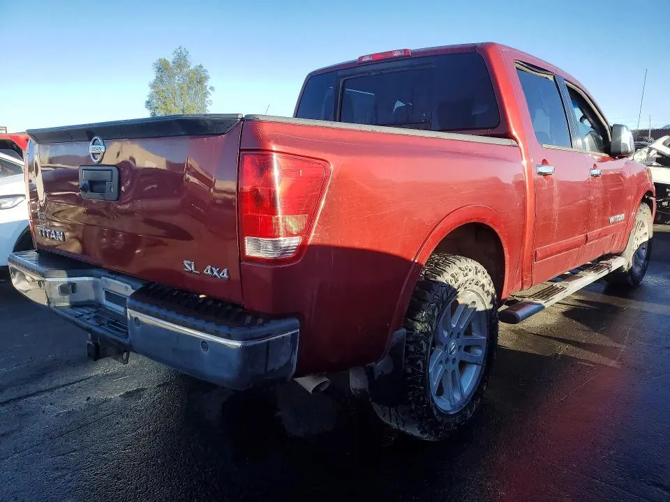 2014 NISSAN TITAN SV  