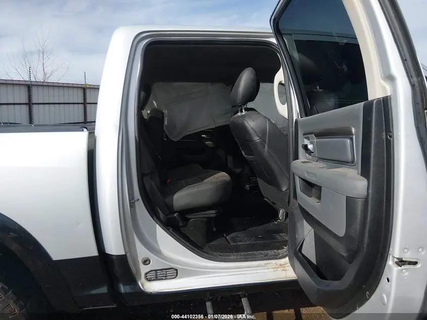 2016 RAM 1500 OUTDOORSMAN