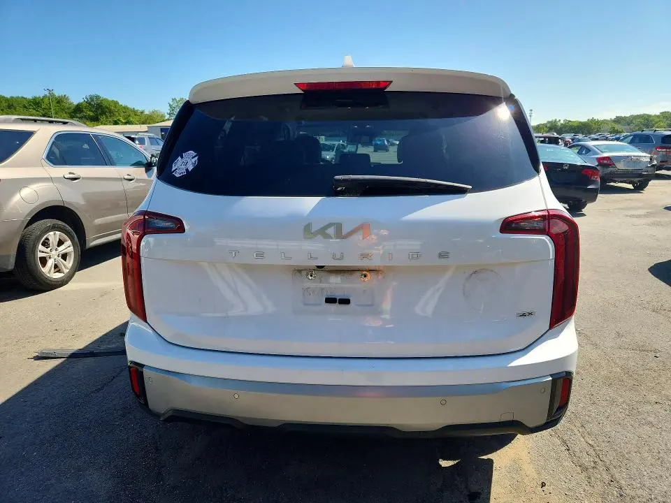 2024 KIA TELLURIDE LX  