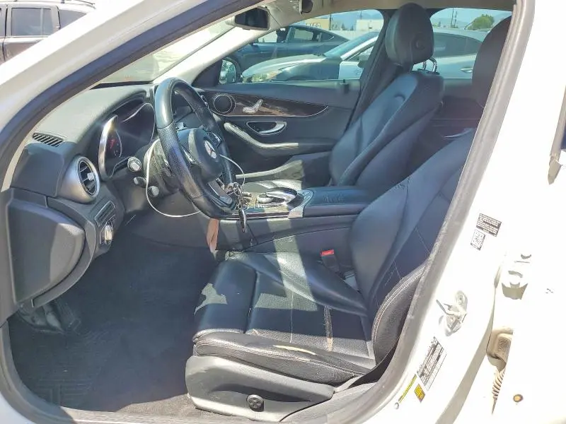 2015 MERCEDES-BENZ C 300  