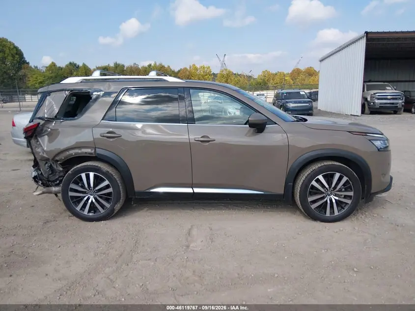 2023 NISSAN PATHFINDER PLATINUM FWD
