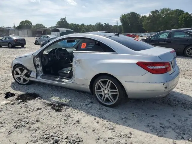 2010 MERCEDES-BENZ E 350  