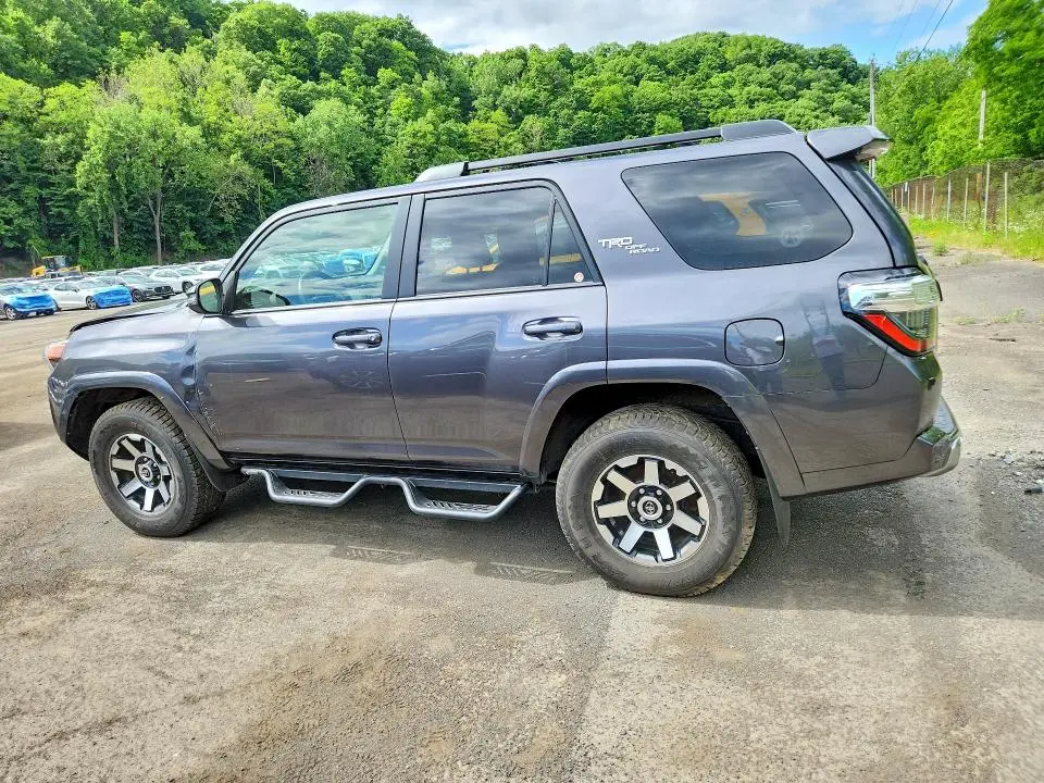 2023 TOYOTA 4RUNNER TRD OFF-ROAD PREMIUM  