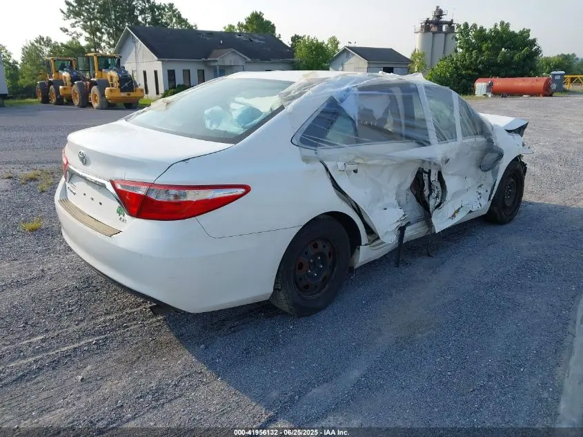 2016 TOYOTA CAMRY LE