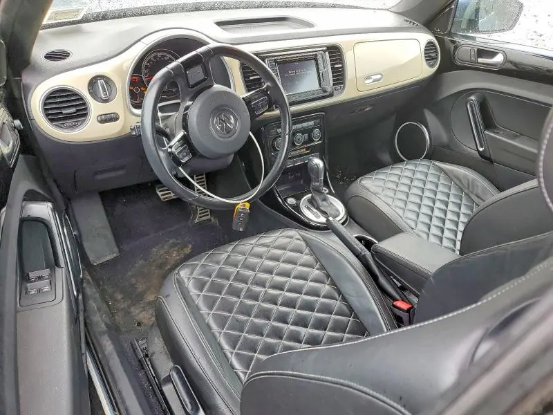 2019 VOLKSWAGEN BEETLE S  