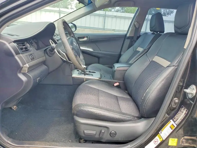 2012 TOYOTA CAMRY SE  