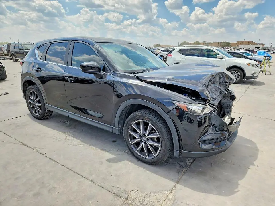 2018 MAZDA CX-5 TOURING  