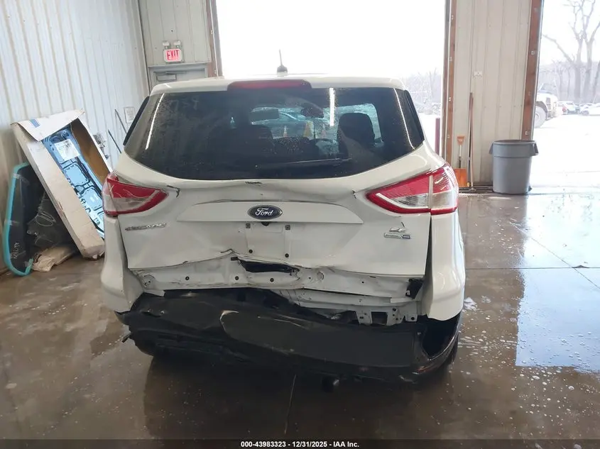 2016 FORD ESCAPE SE