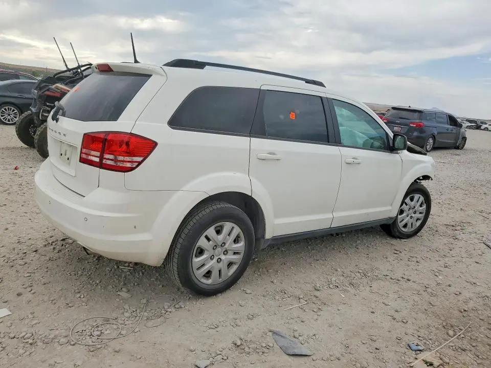 2020 DODGE JOURNEY SE  